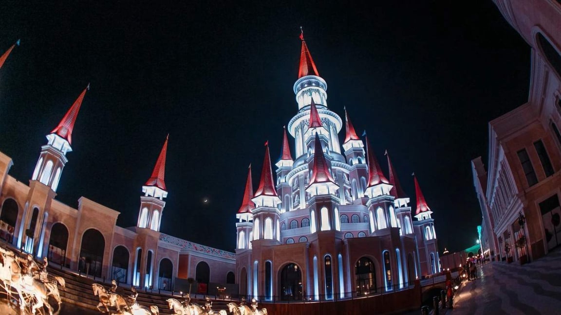 The Land of Legends Night Show